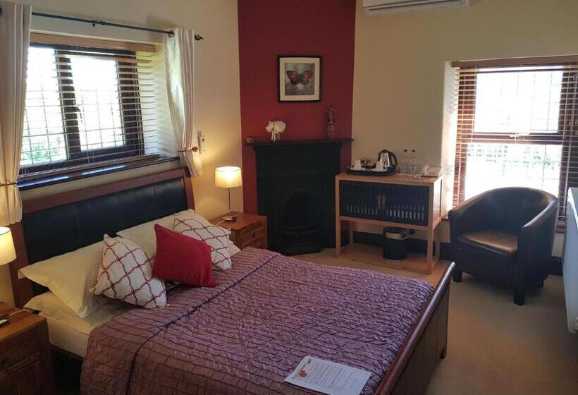 Номер Стандарт, Redhill House Brs Airport