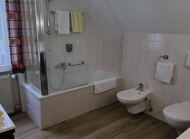 Номер Премиум, Rhöner Land Garni   Bed & Breakfast