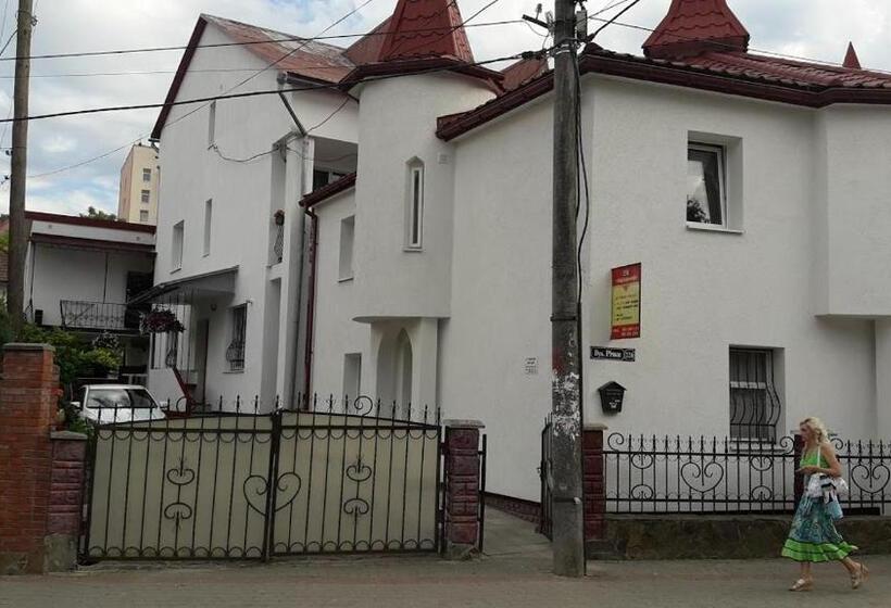 Номер Стандарт Трехместный, Sadyba Margaryta