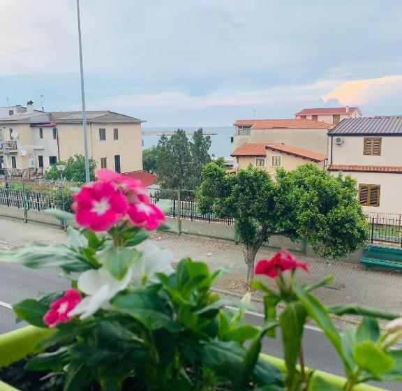 اتاق اکونومی, B&b Birillo