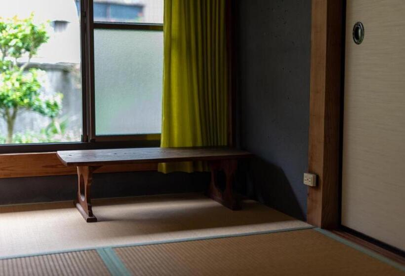 اتاق استاندارد, Hostel 東風ノ家（kochi No Ya）