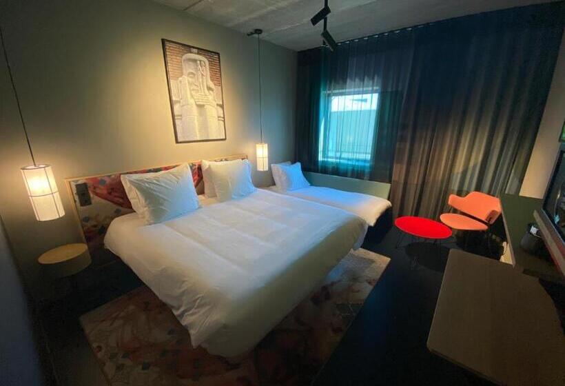 Номер Стандарт Трехместный, The Florian Amsterdam Airport