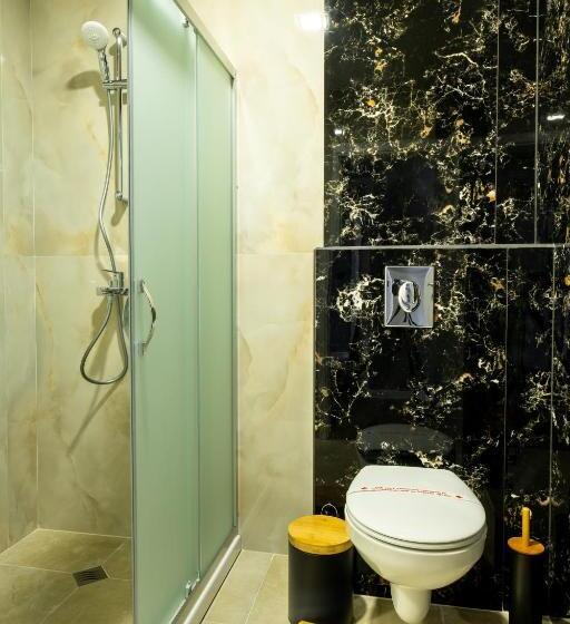 Студио Стандарт с Балконом, Villa Pino