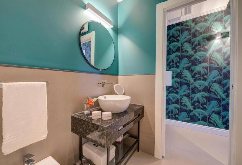 Escritório Estándar, Seven Suites Apartments   Myplacesanremo