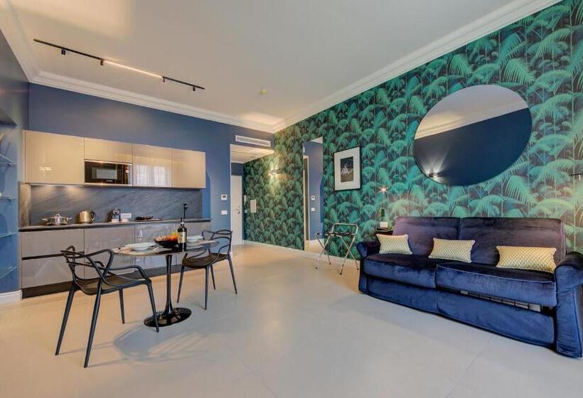Escritório Estándar, Seven Suites Apartments   Myplacesanremo