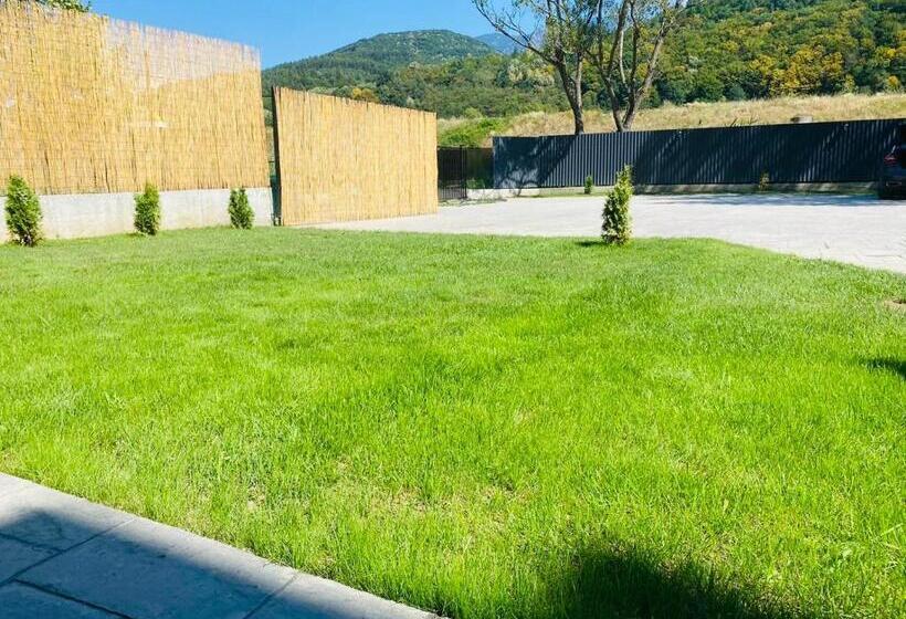 Номер Стандарт Трехместный, Grand Caciulata