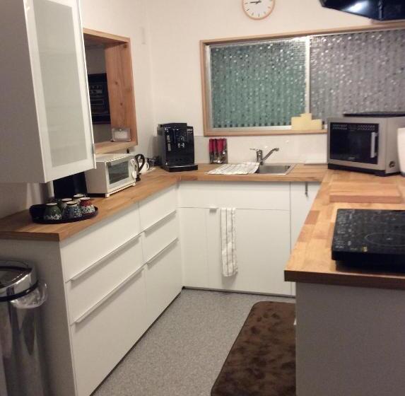 Номер Стандарт Вид на Озеро, Jonni`s Place