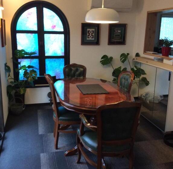 Номер Economy, Jonni`s Place