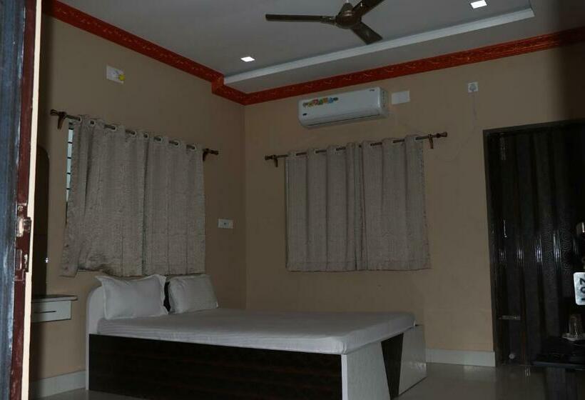 Номер Deluxe с Балконом, Somani Inn