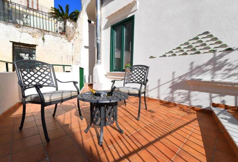 اتاق لوکس, Antica Residenza Amalfitana