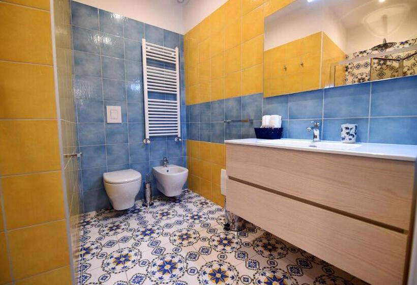 اتاق لوکس چهار تخته, Antica Residenza Amalfitana