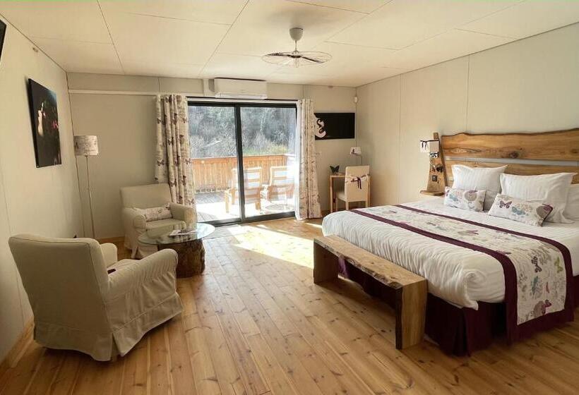 Люкс Повышенной Комфортности, Le Volcan Des Sens, Chambres D Hotes De Luxe Et Spa