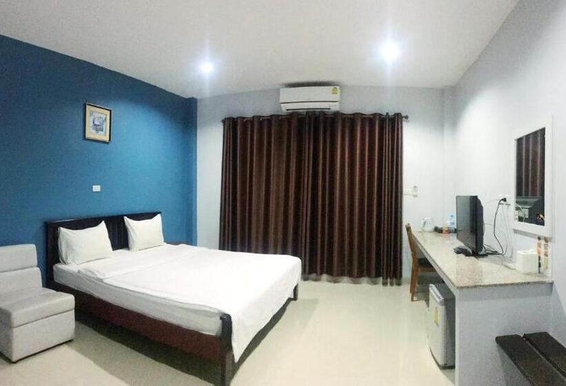 Номер Deluxe с Балконом, บ้านพระจันทร์ รีสอร์ท