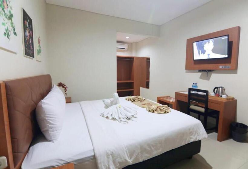 Семейный Номер, Lombok Mayura