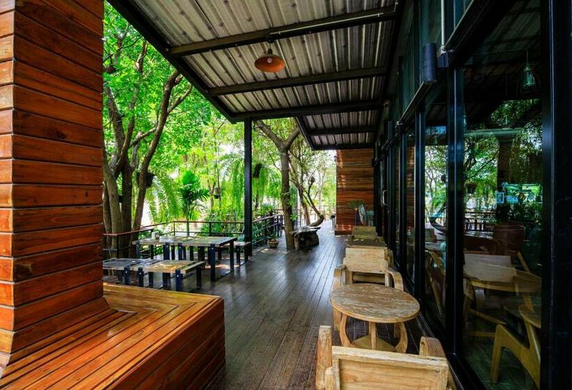 Номер Deluxe, วันสุขรีสอร์ทสุโขทัย