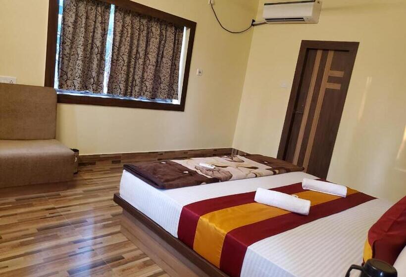 Номер Стандарт Вид на Сад, Sundarban Tiger Roar Resort