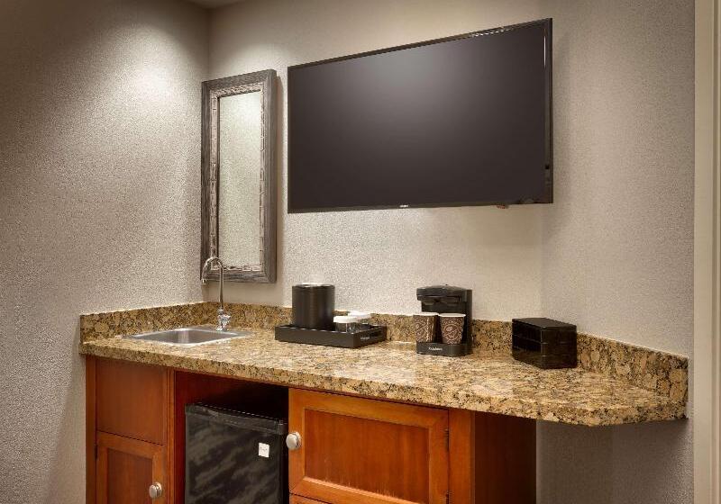 Люкс, Embassy Suites By Hilton Tucson Paloma Village