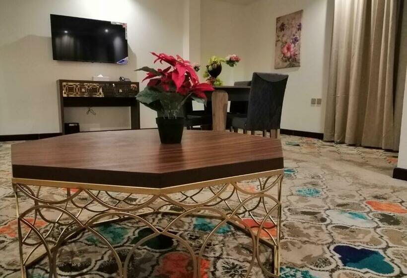 Люкс 2 Спальни, Central Park Hotel Bisha