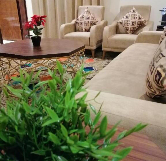 Полулюкс Повышенной Комфортности, Central Park Hotel Bisha