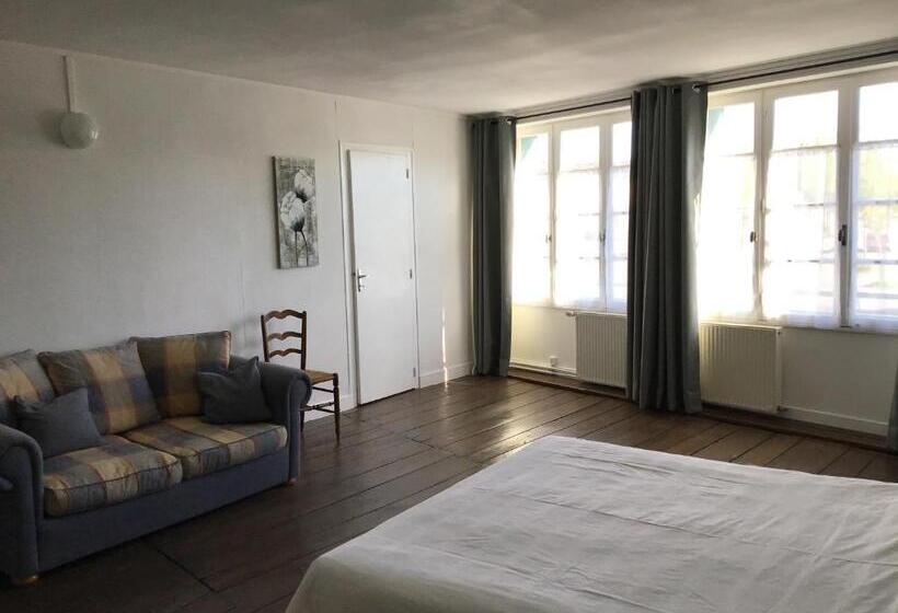 Семейный Номер, Numéro 96 Chambre D Hôtes