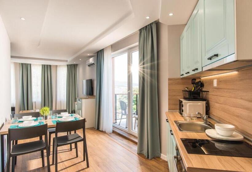Апартаменты Deluxe 2 Спальни Вид на Море, Casa Paradiso Beach Residence
