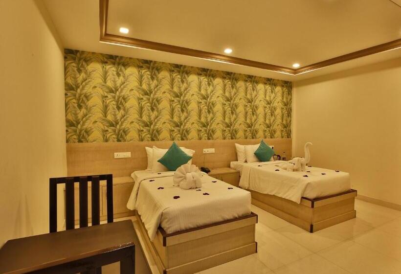 חדר דלוקס, Ramtel Inn