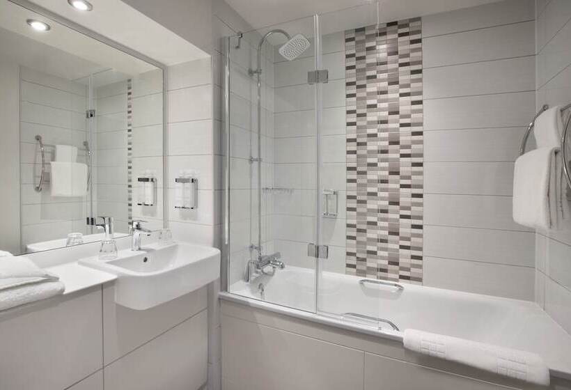 Номер Стандарт, Leonardo Hotel Chester