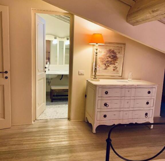 Полулюкс Повышенной Комфортности, La Locanda Di Anita