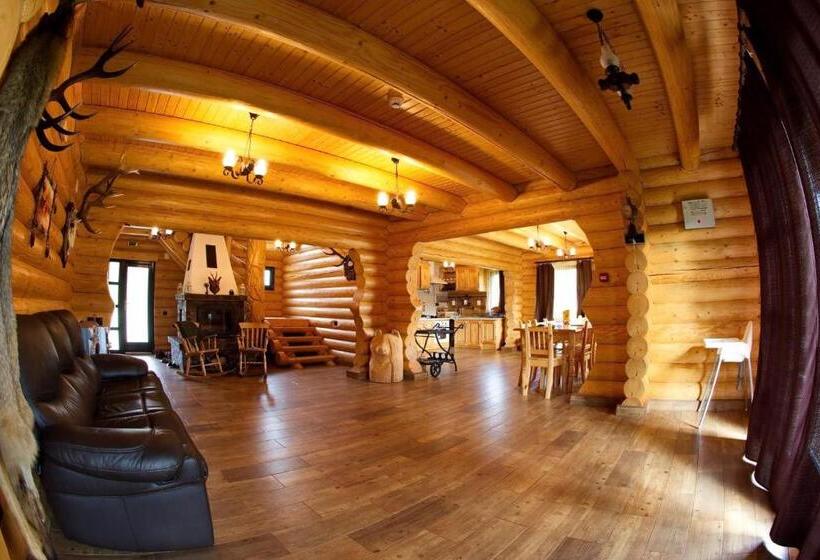 Дом 1 Спальня, Casa Pădurarului