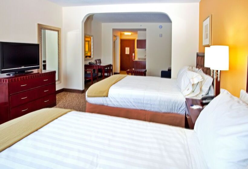 Люкс, Holiday Inn Express Hotel & Suites Brooksville I 75, An Ihg