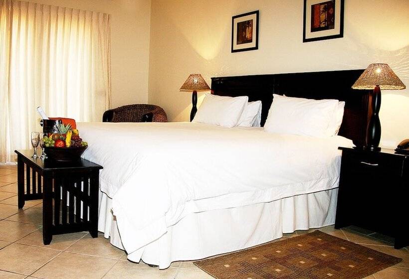 Люкс 3 Спальни, Premier Splendid Inn Port Edward