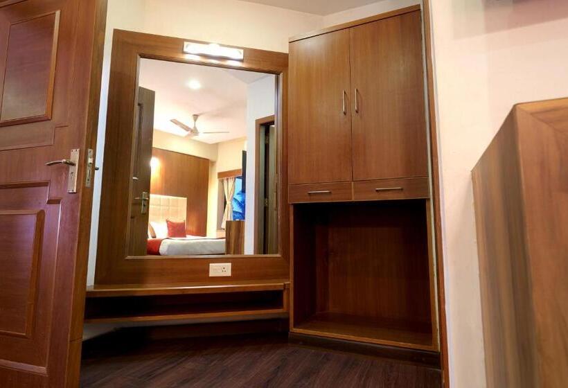 Полулюкс, Prestige, Mangalore
