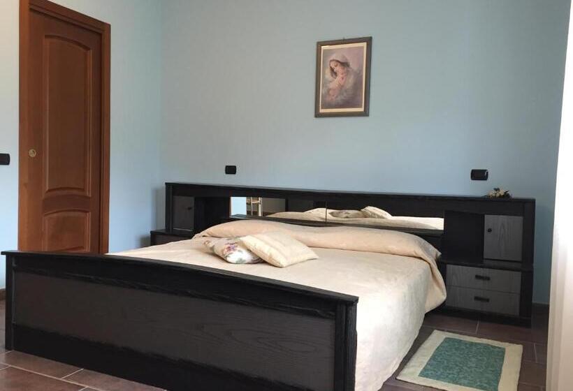 Студия Стандарт, Agriturismo Finestre Di Langa