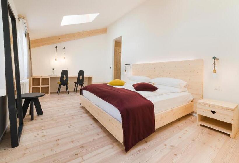 اتاق استاندارد, Zum Hirschen Boutique Hotel Val Di Non