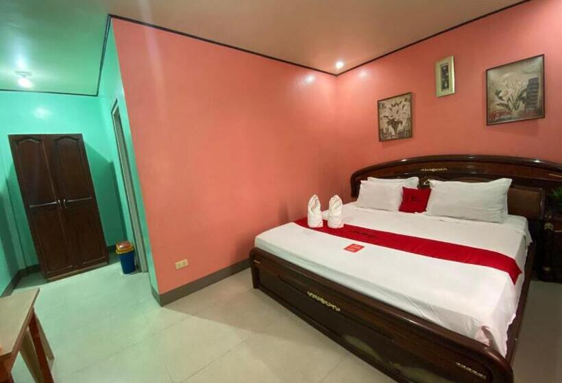 Люкс, Reddoorz Plus @ Lhexlyn Resort San Narciso
