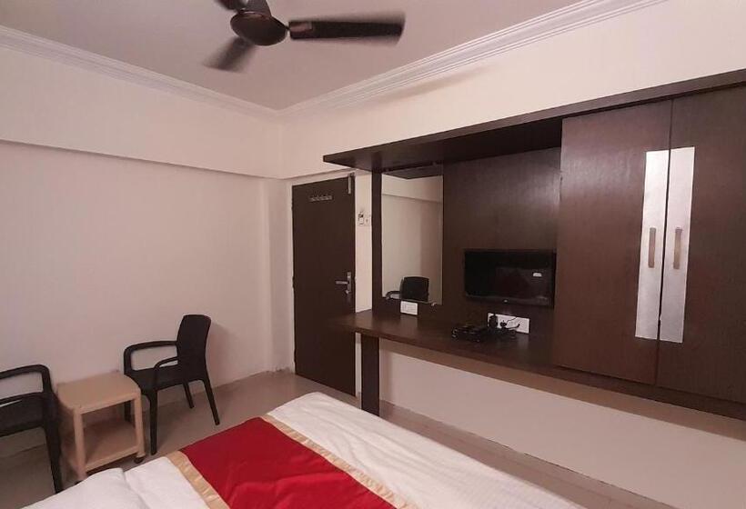 Номер Deluxe, S K Palace