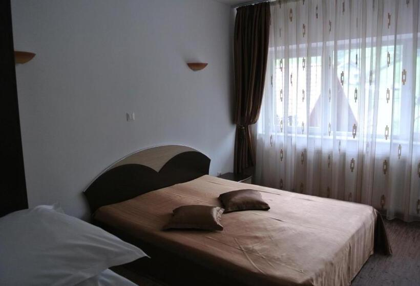 수피리어 스위트, Pensiune Restaurant Piatra Craiului