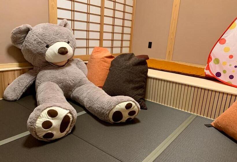 Семейный Номер Вид на Сад, Ryokan Nushiya