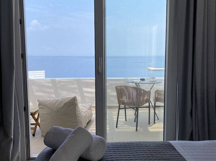 Номер Deluxe Вид на Море, Avra Mykonos
