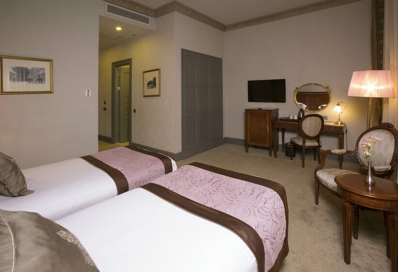 Deluxe Room, Palazzo Donizetti Hotel   Special Class