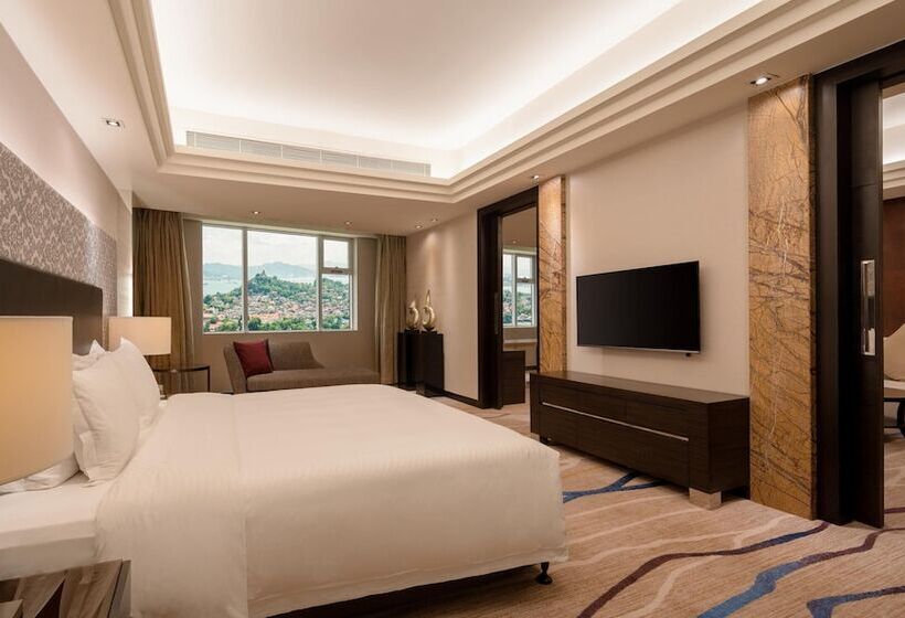 Королевский Люкс, Swiss Grand Xiamen Harbour View