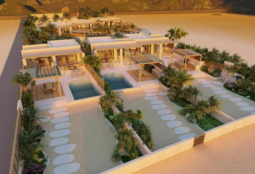 Люкс Вид на Море, Unique Blue! Resort And Villas Adults Only