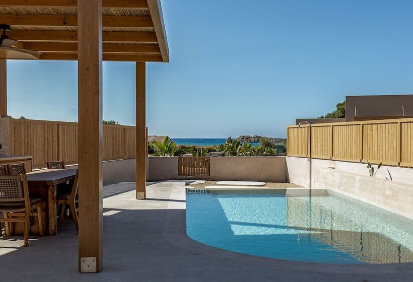 Люкс Вид на Море, Unique Blue! Resort And Villas Adults Only