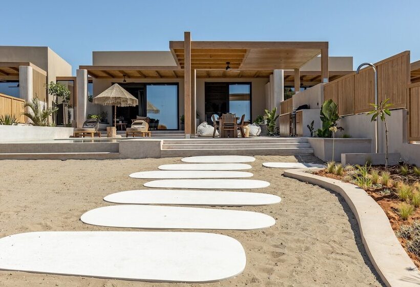 Люкс Вид на Море, Unique Blue! Resort And Villas Adults Only