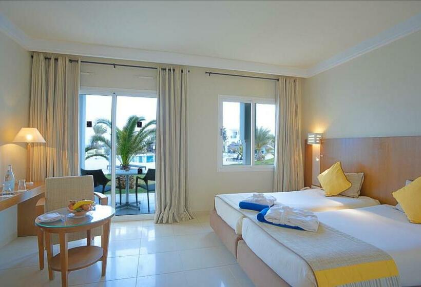 Бунгало Стандарт, Vincci Helios Beach