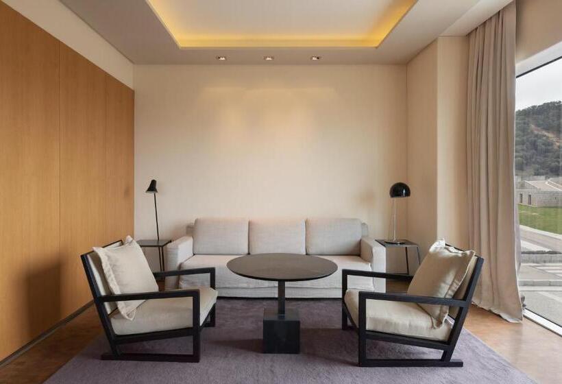 Королевский Люкс, Valbusenda Hotel Bodega & Spa