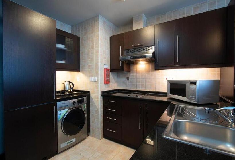 Люкс Премиум, Al Manzel Hotel Apartments