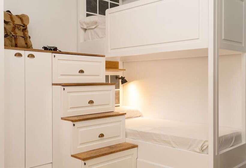 Кровать в Общей Комнате, Casa Gracia Barcelona   Hostel