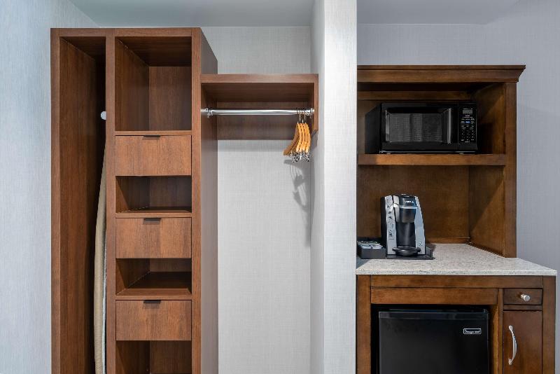 스탠다드 룸 킹사이즈 침대, Hilton Garden Inn Arlington/courthouse Plaza