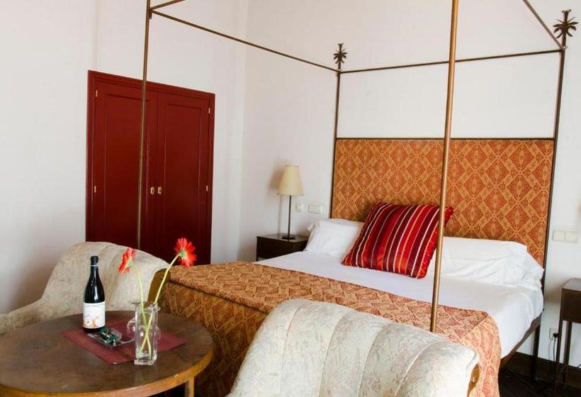Habitación Deluxe, Palacio Rejadorada
